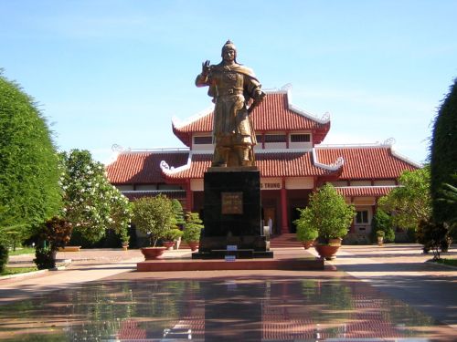BÌNH ĐỊNH-ĐỊA LINH NHÂN KIỆT